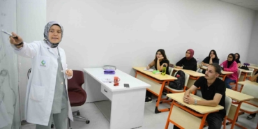 Gençlik merkezinde ilk ders başladı