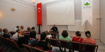 Gözleri görmeden usta sanatçılar yetiştiriyor