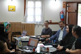 Gürsu Belediyesi’nden üniversite hayali kuran gençlere destek