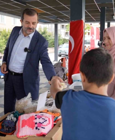 “Gürsu Maharetli Eller Çarşısı” üreten kadınları buluşturuyor
