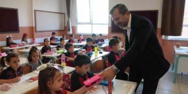 Gürsu’da heyecanlı miniklere moral hediyesi