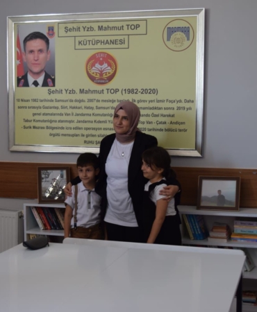 Hatay’da şehidin adının yaşayacağı kütüphaneye Gölcük’ten destek