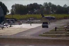 Hezarfen Havalimanı’nda uçak pistten çıktı