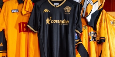 Hull City, 120. yılına özel formasını tanıttı