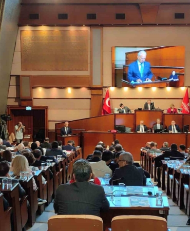 İBB Meclisi’nde Vaniköy’deki kaçak yapılar konuşuldu
