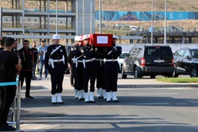 İsrail’in katlettiği Ayşenur Ezgi Eygi’nin cenazesi İstanbul’a getirildi