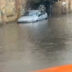 İstanbul’da sağanak yağış etkili oldu, yollar göle döndü