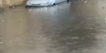 İstanbul’da sağanak yağış etkili oldu, yollar göle döndü