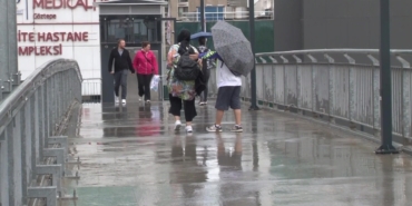 İstanbul’un Anadolu Yakası’nda yağmur etkisini gösteriyor