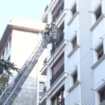 Kadıköy’de dairede çıkan yangında 1 kişi hayatını kaybetti
