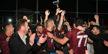 Kadıköyspor’un kupası Başkan Kocaman’dan