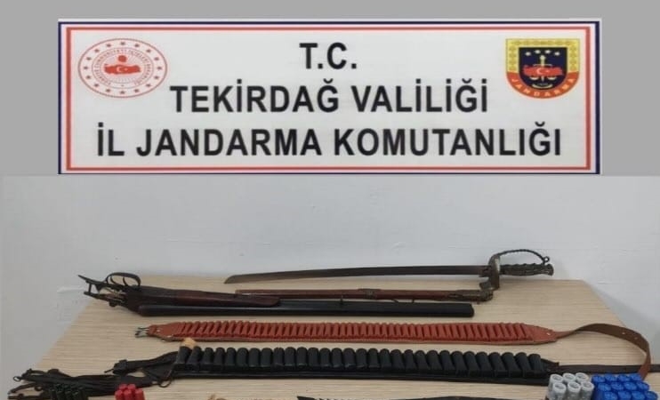 Kapaklı, Saray ve Marmaraereğlisi’nde operasyonlar: Tarihi eser, silah ve tütün ele geçirildi