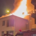 Kartal Metruk binanın çatısı alev alev yandı