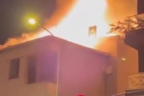 Kartal Metruk binanın çatısı alev alev yandı