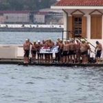 Katledilen Narin için Üsküdar’dan Kız Kulesi’ne yüzdüler