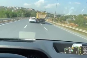 Kaza yaptı durmadan yoluna devam etti