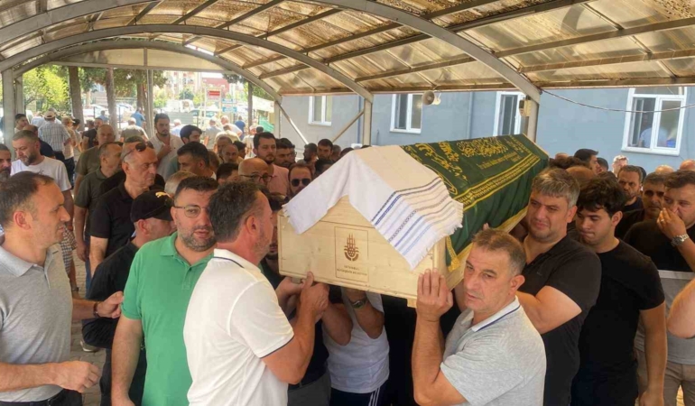 Kazada hayatını kaybeden genç defnedildi