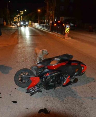 Keşan’da devrilen motosikletten düşen sürücü yaralandı