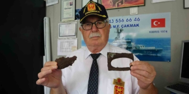 Kıbrıs Gazisi ‘Madalyalarım’ dediği şarapnel parçalarını 50 yıldır saklıyor