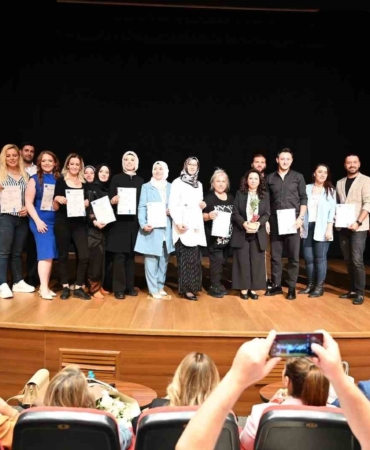 Koku uzmanlığının ilk mezunları sertifikalarını aldılar