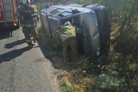 Kontrolden çıkan panelvan devrildi bir kişi yaralandı