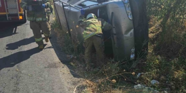 Kontrolden çıkan panelvan devrildi bir kişi yaralandı