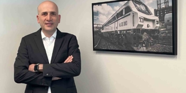 Körfez Ulaştırma, Tüpraş’ın 2050 karbon nötr hedefine hibrit lokomotifleriyle ivme kazandırıyor