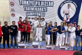 Körfez’in karate takımı Türkiye ikincisi oldu