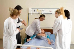 KOSTÜ’den 15. yıla özel ek yerleştirme burs desteği