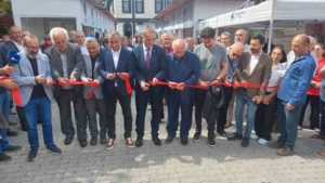 Küçükçekmece’de kitap fuarı açıldı