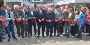 Küçükçekmece’de kitap fuarı açıldı