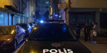 Küçükçekmece’de uyuşturucu madde etkisindeki şahıs, genç kızın evine girdi