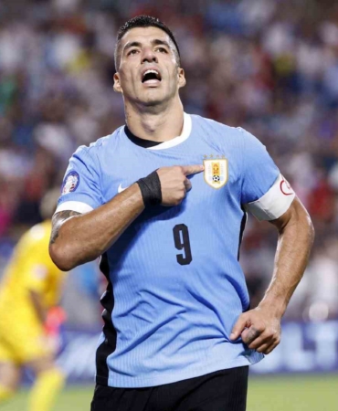 Luis Suarez, milli takımdan emekli oldu