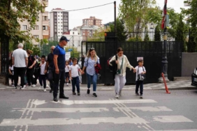 Maltepe’de zabıtayla okullar daha güvenli