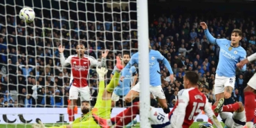 Manchester City, Arsenal karşısında son dakikada 1 puan aldı