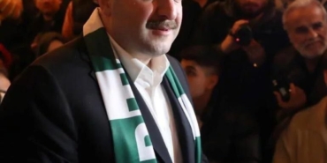 Mustafa Varank Bursaspor’un deplasman sponsoru oldu
