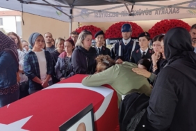 Oğlunun nişanında kalp krizi geçirerek hayatını kaybeden Albay Tavlı toprağa verildi