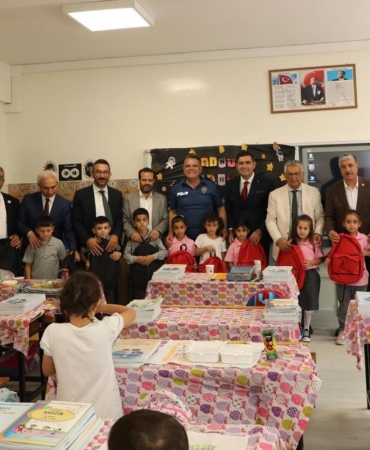 Öğrencilere kırtasiye desteği