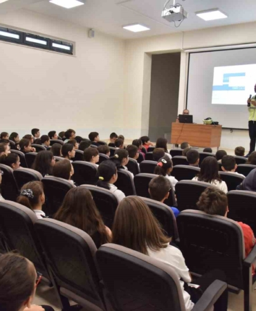 Okullarda Temel Trafik ve Bisiklet Kültürü semineri veridi