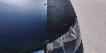 Önce husumetlisine, sonra aracına kurşun yağdırdı