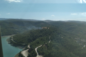 Ormanlık alandaki alevler korkuttu