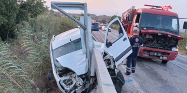 Otomobil bariyerlere ok gibi saplandı: 1 ölü, 1 yaralı