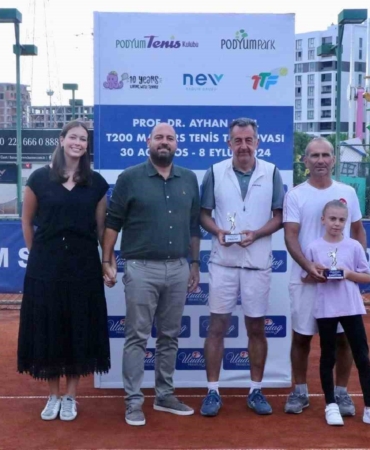 Prof. Dr. Ayhan Kızıl T200 Masters Tenis Turnuvası’nda 7. yılın şampiyonları belli oldu