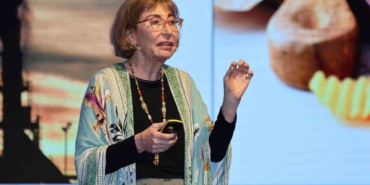 Sağlıklı yaş almanın geleceği Pure Health Science Summit’te ele alındı