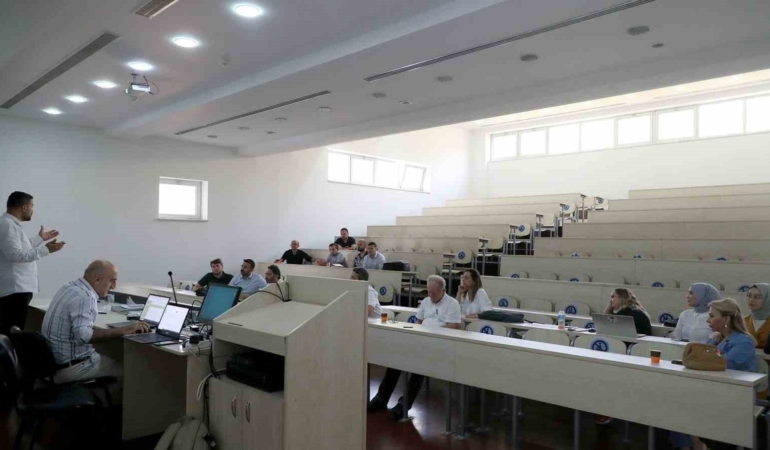 Sakarya Büyükşehir Sakarya’nın geleceğini akıl, bilim ve istişareyle belirliyor