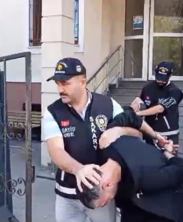Sakarya’da 4 polisin yaralanmasına sebep olan şahıslar serbest kaldı