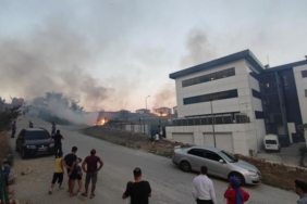 Sakarya’da korkutan yangın: Mahalleli sokağa döküldü