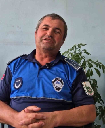 Sanatçı Derya Uluğ’un sahnesine çıkan zabıta: İçim kaynadı, kurtlarımı döktüm