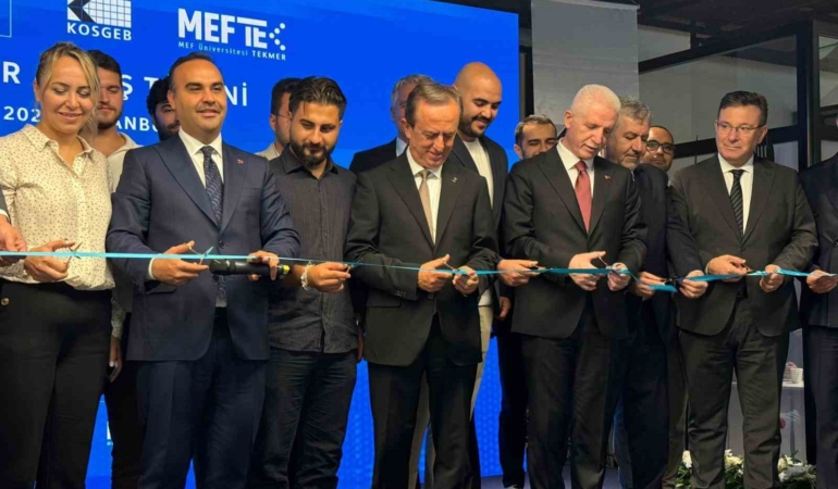 Sanayi ve Teknoloji Bakanı Kacır: “Atatürk Havalimanı terminalini ‘Terminal İstanbul’ projesiyle dünyanın en büyük teknoloji ve girişimcilik merkezi haline getiriyoruz”