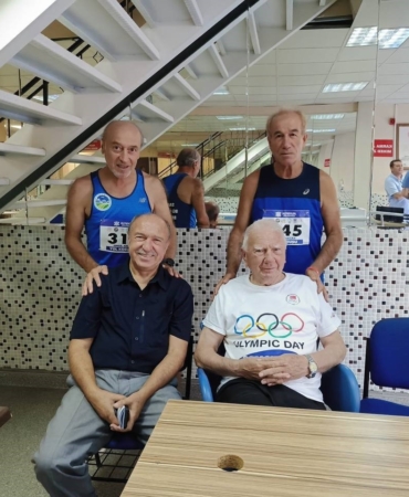 SBüyükşehirli sporcu Sakarya’ya altın madalyayla döndü